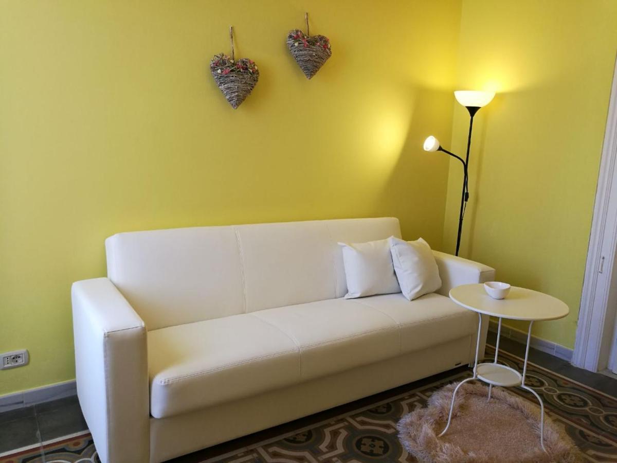 Appartamento Cuore Al Centro Di Таранто Екстериор снимка